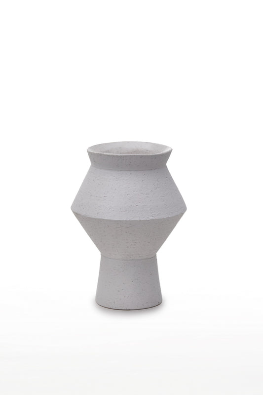 jaggy angular round vase in ceramic, CUZCO 20 white